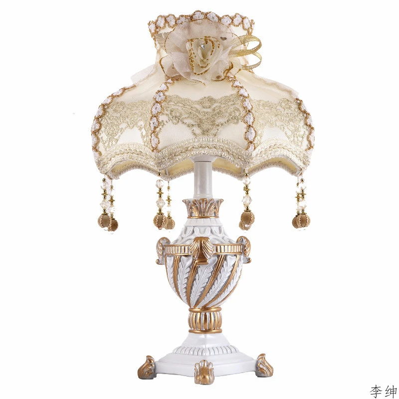 Nordic Princess Vintage Table  - Decor Lighting The Parade 리뷰 및 가격