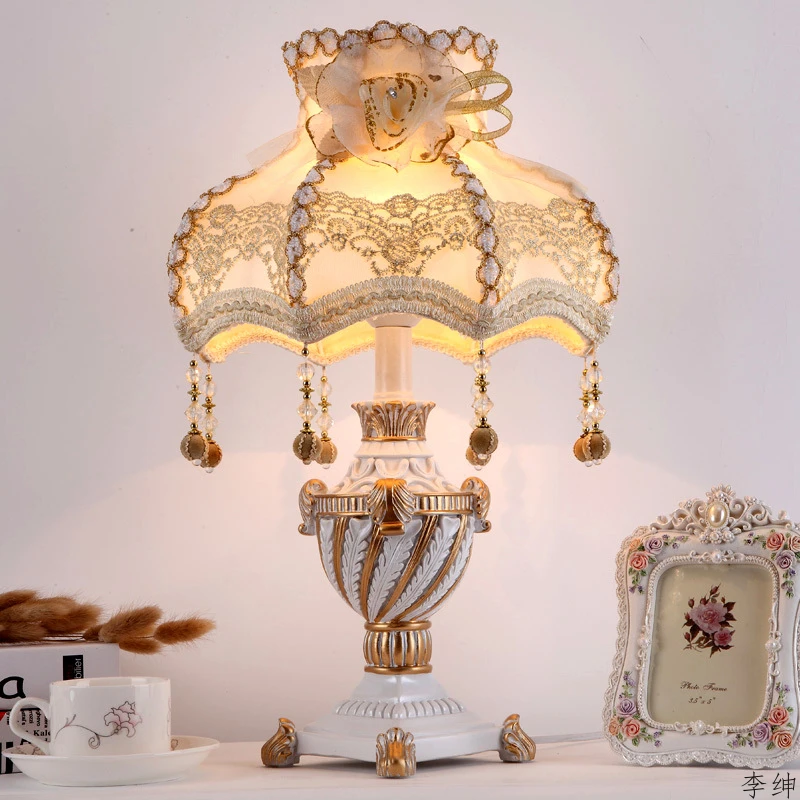 Nordic Princess Vintage Table  - Decor Lighting The Parade 리뷰 및 가격